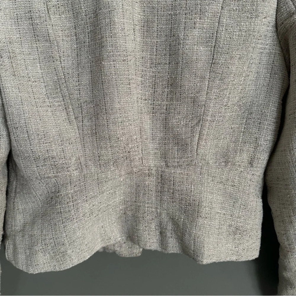 H&M Cream‎ with Silver Threading Side Zip Blazer. Size 8 - Picture 7 of 10